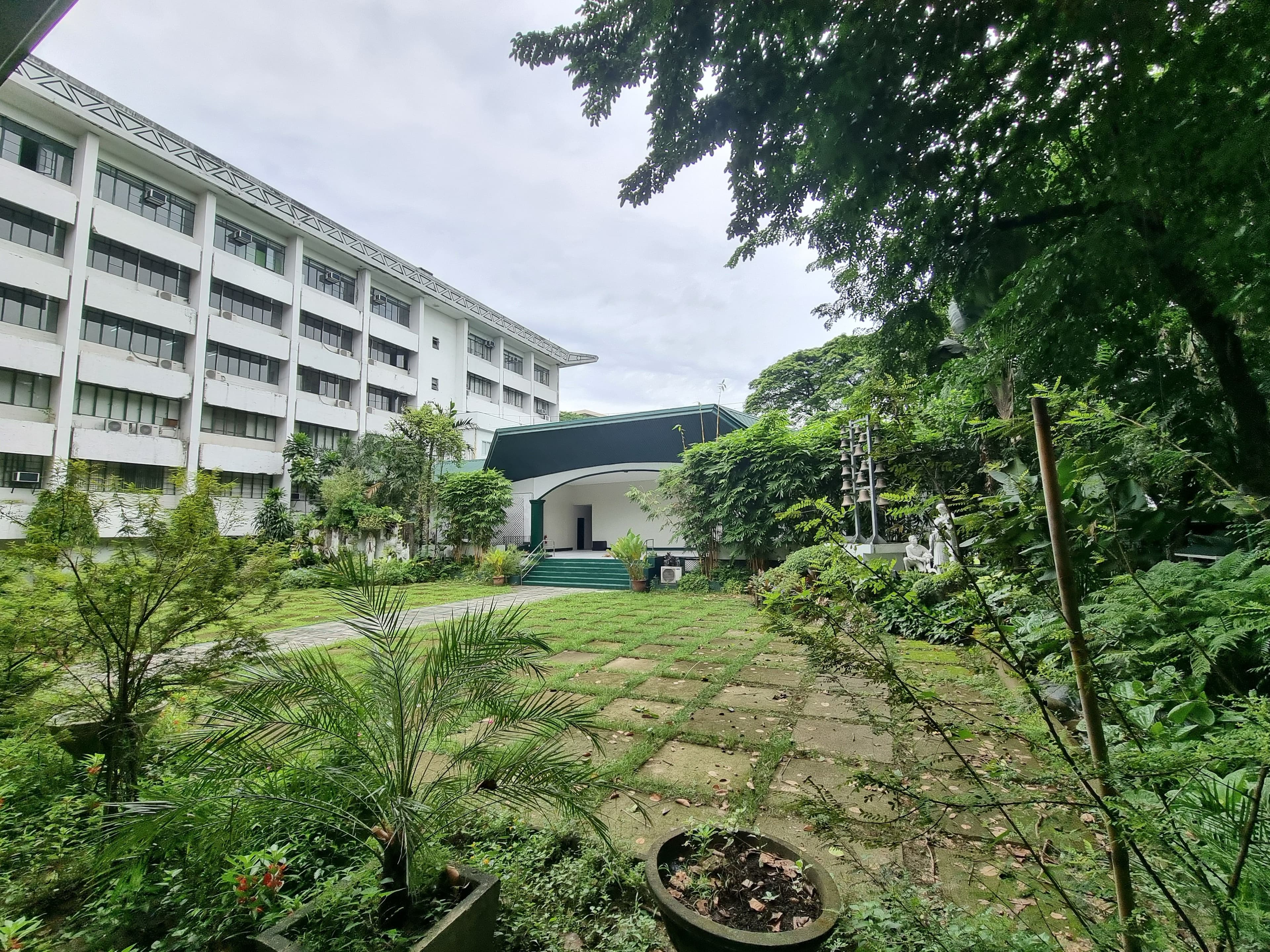 DLSAU_LLC (德拉薩大學Araneta校區附設語言學校) 預覽圖 2